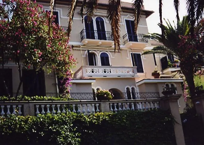 Elegant And Sea View Excelsior *